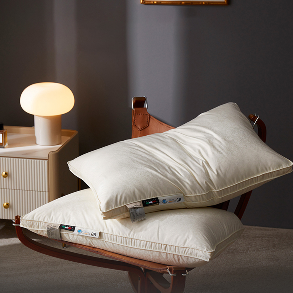 900 F.P Silk Pure Iceland Goose Down Pillow